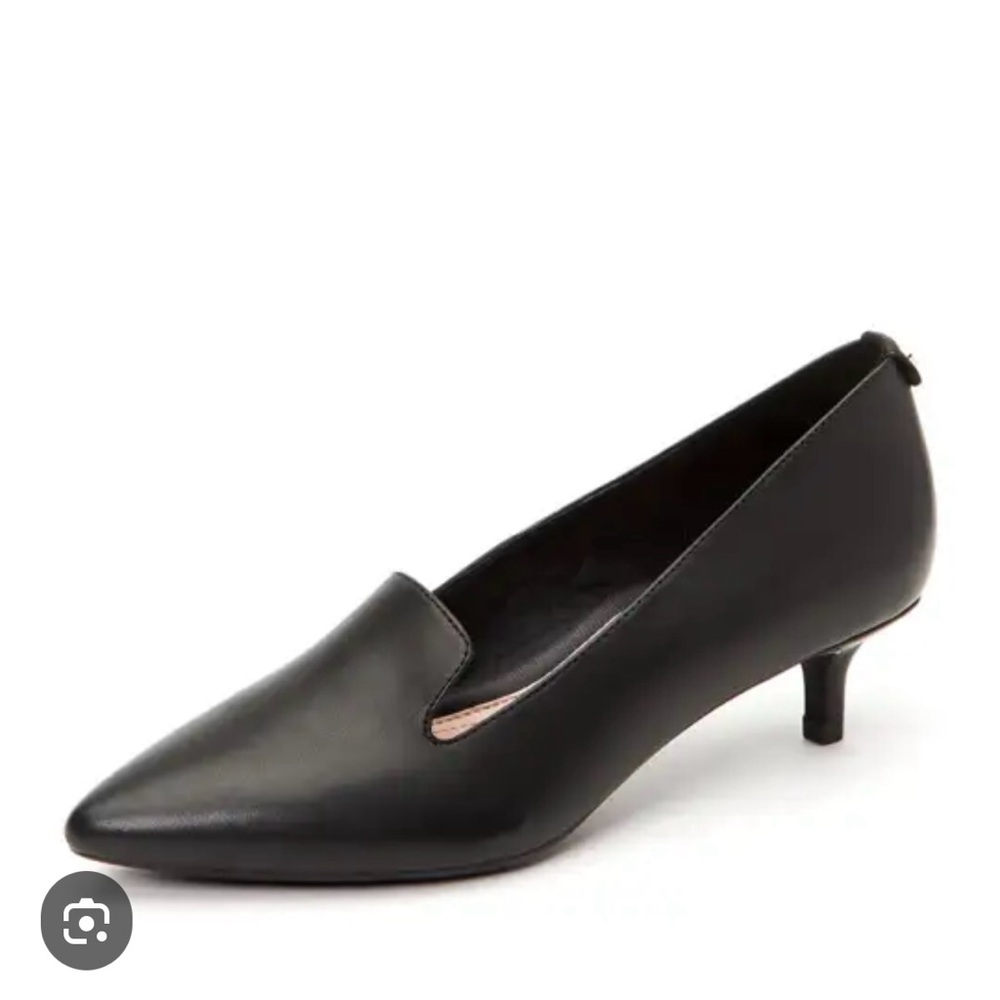 Taryn Rose Nadia Black Kitten Heels Size 10